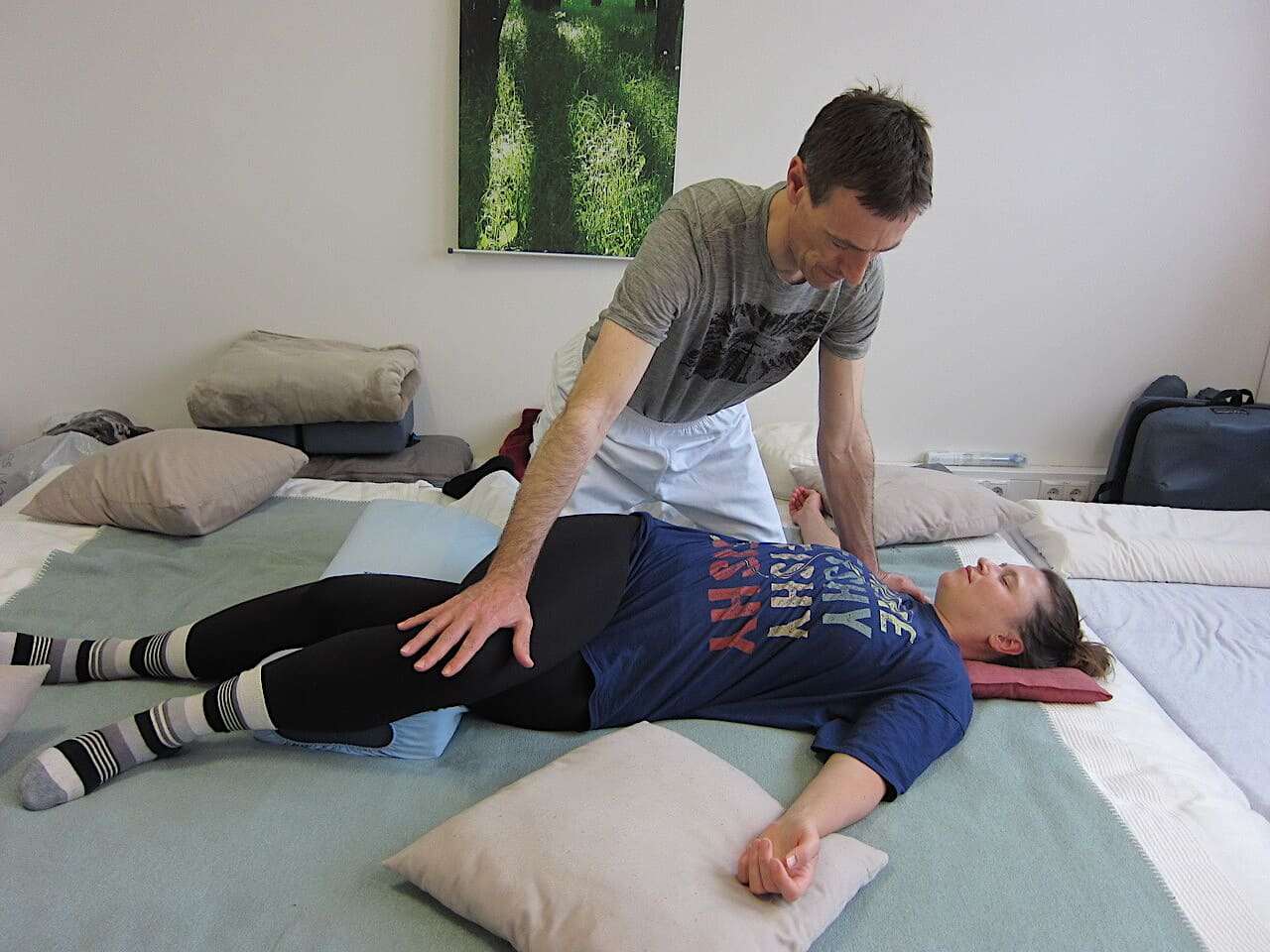 Faszien-Shiatsu mit einer Ganzkörperdehnung zur Mobilisation des Gewebes von Christian Waltenberger